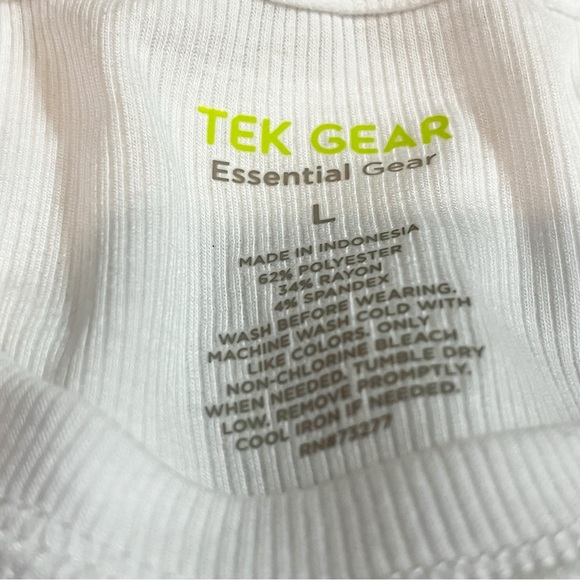Share Tek Gear Women's Essential T-Shirt Raglan Tee Sz L Aqua Burnout White NEW - Picture 2 of 7